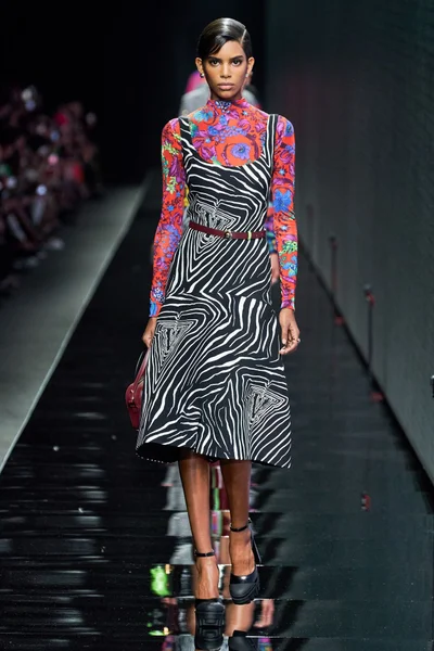 Look 36